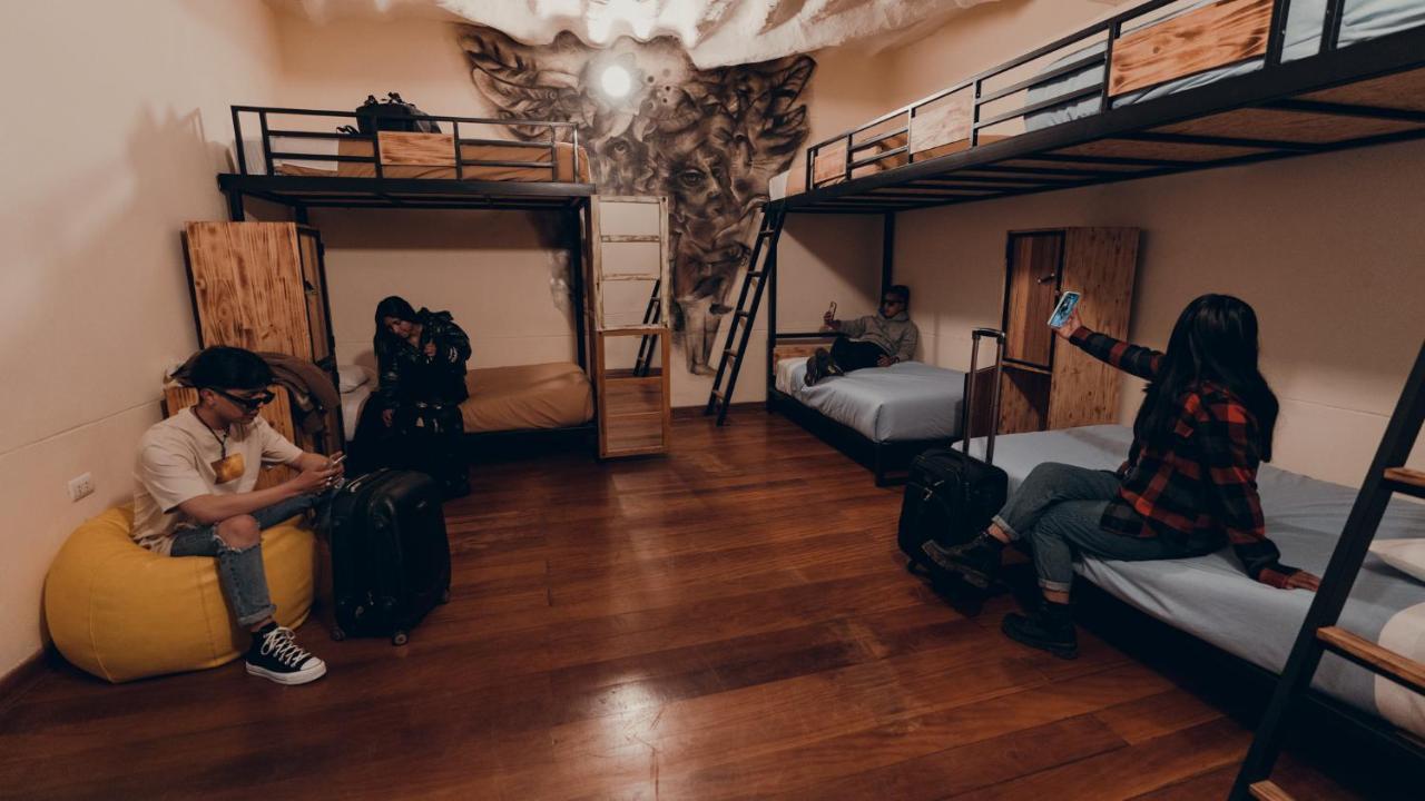 Hommam (Adults Only) Hostel Cusco Bagian luar foto